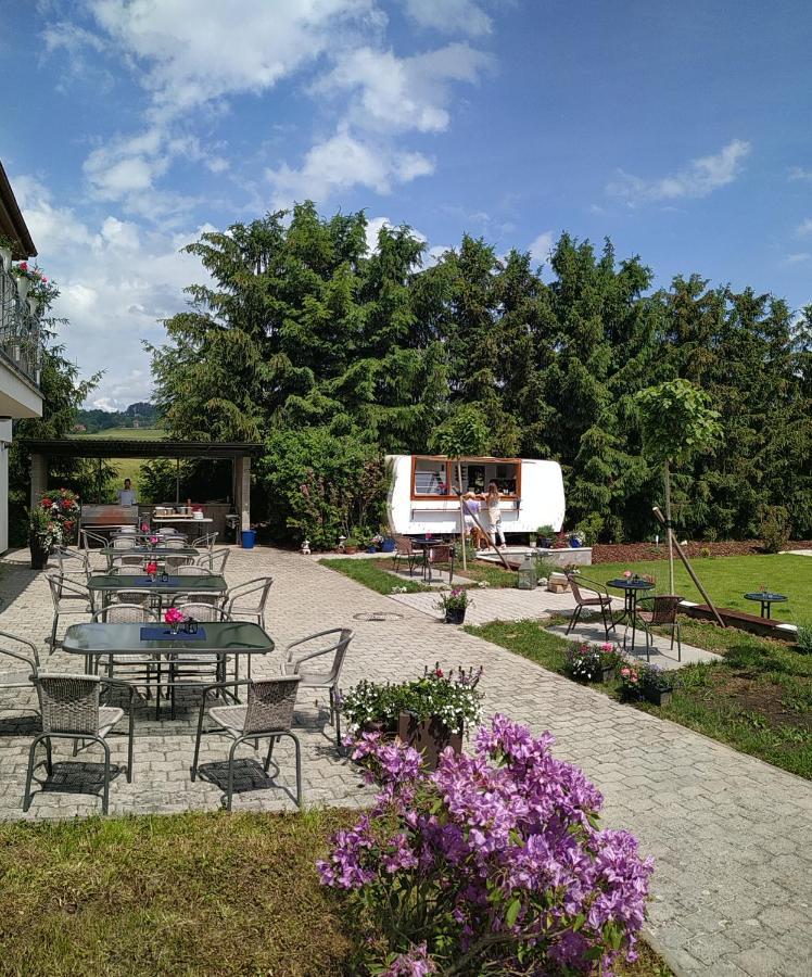 Hotel Brada Jičín Zewnętrze zdjęcie