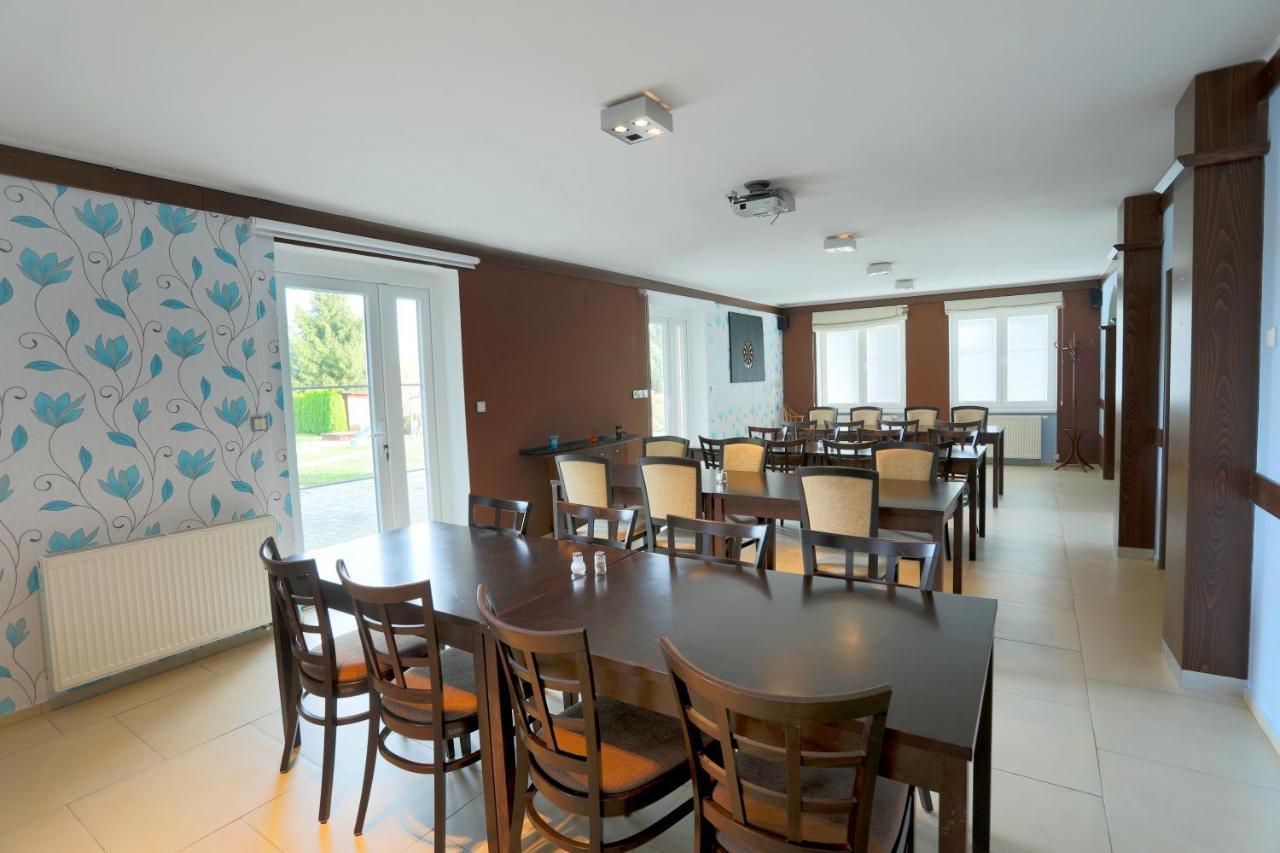 Hotel Brada Jičín Zewnętrze zdjęcie