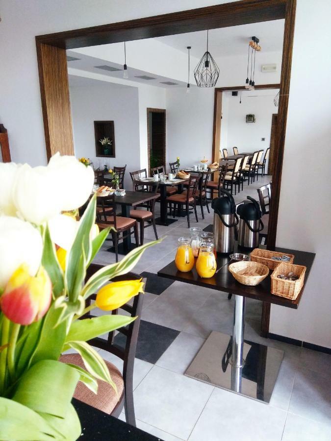 Hotel Brada Jičín Zewnętrze zdjęcie