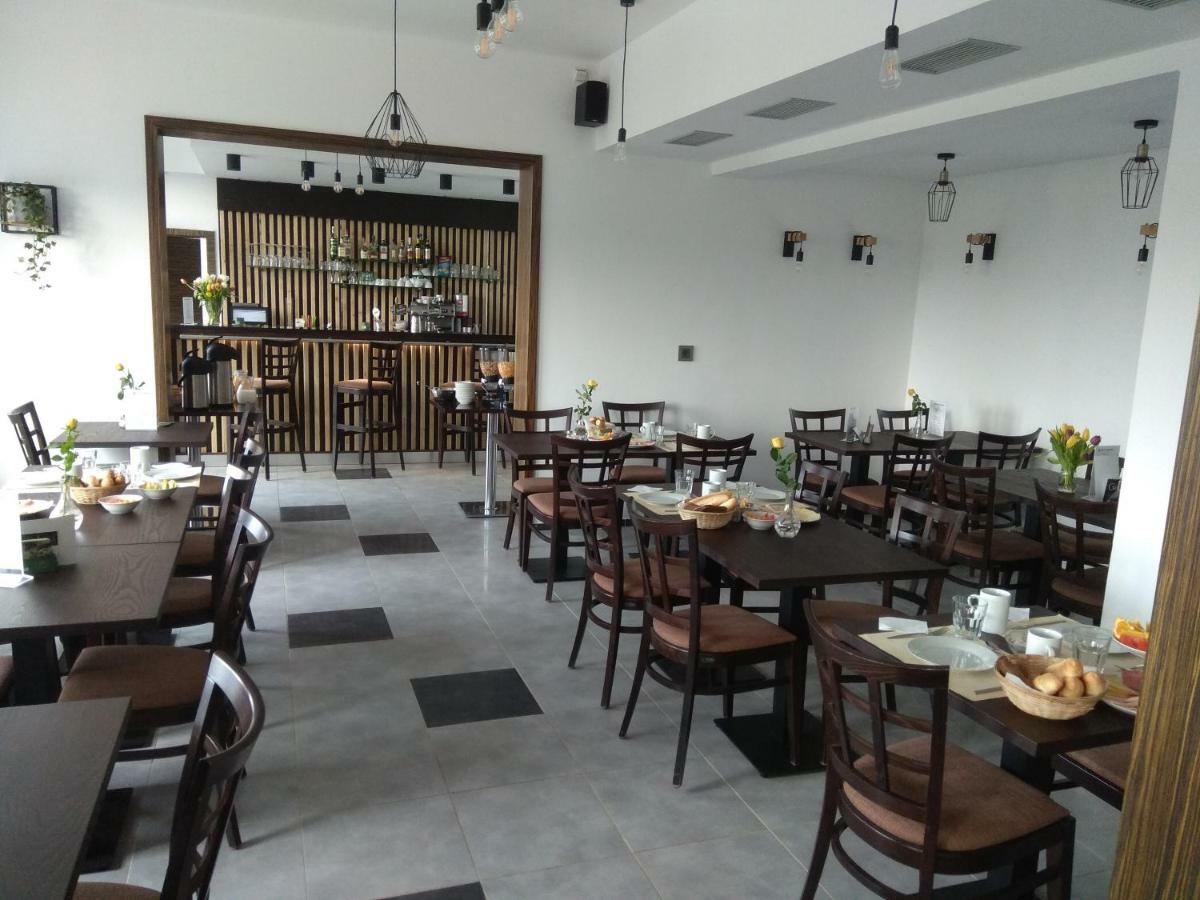 Hotel Brada Jičín Zewnętrze zdjęcie